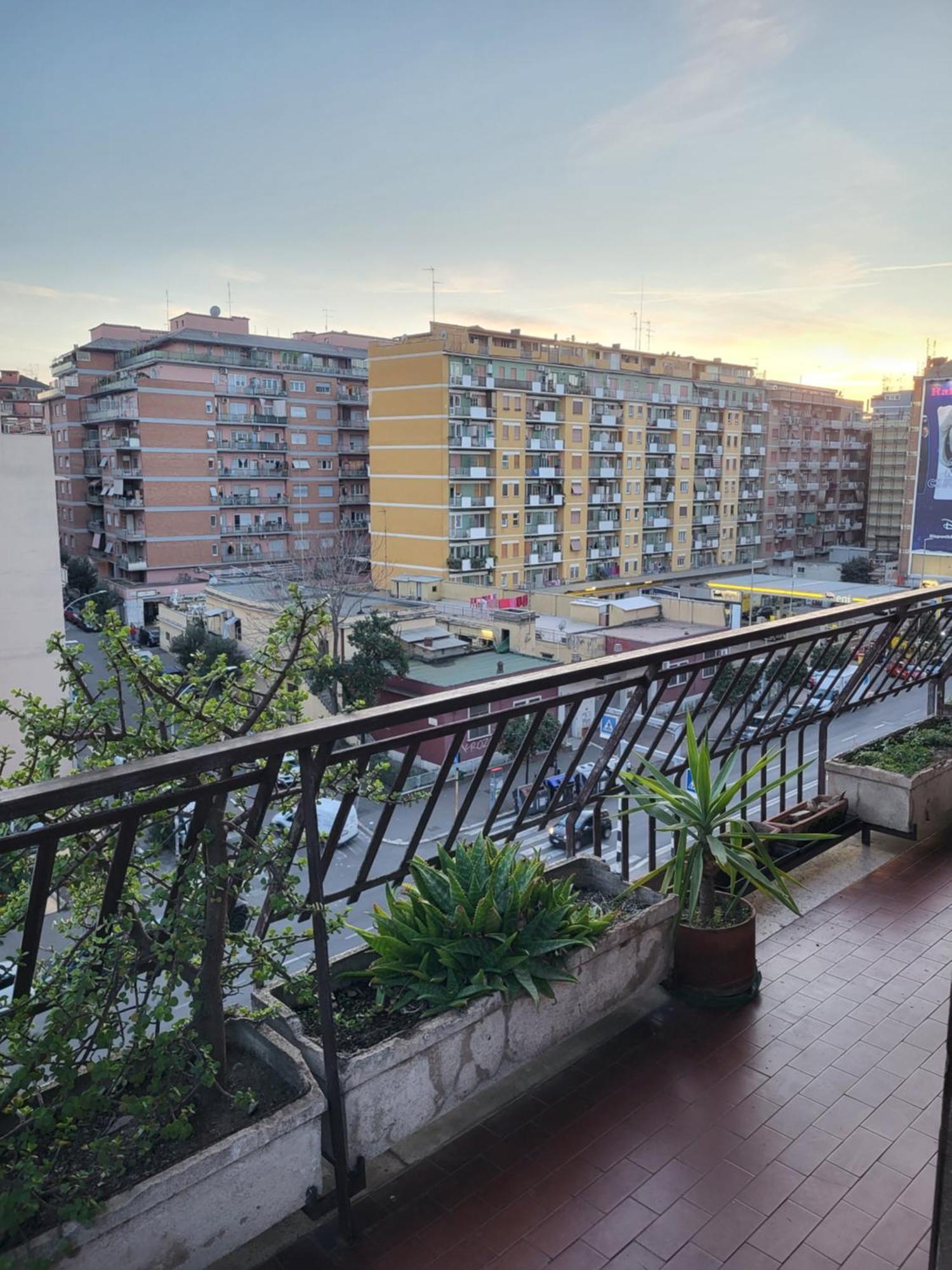 Home Sweet Home Tiburtina Station Рим Екстер'єр фото